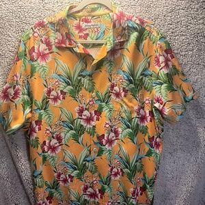 Tommy Bahama 100% silk floral button down shirt.  Size Large